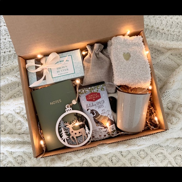 🎄Christmas Mystery Box - Picture 2 of 2